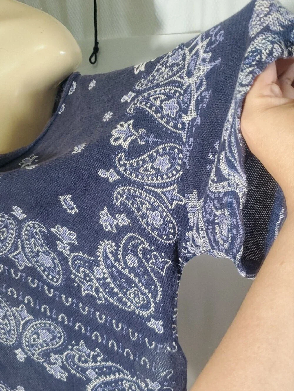 Free People No Matter What Women’s Navy Bandana-Print Lightweight Top Size S